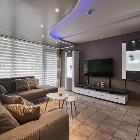 Apartment Haus Tiefenbach Бюланж Екстериор снимка